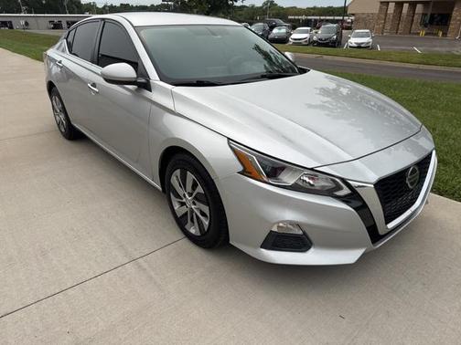 2020 Nissan Altima S FWD
