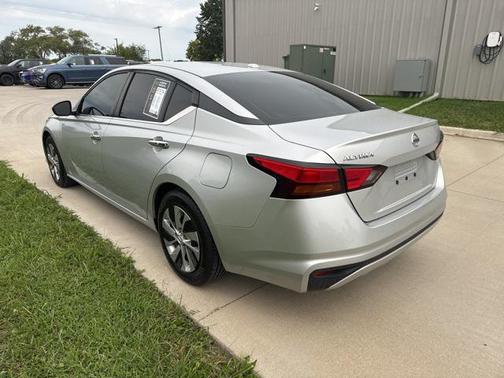 2020 Nissan Altima S FWD