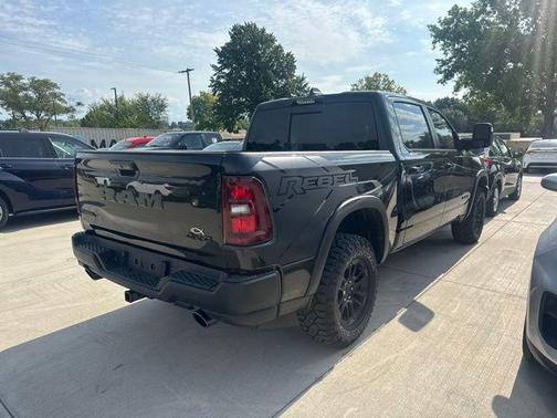 Diamond Black Crystal Pearlcoat 2025 RAM 1500 Rebel