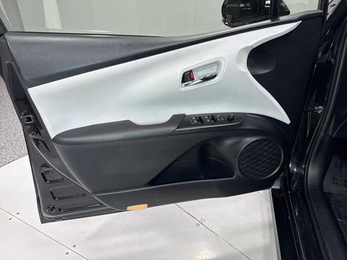 2017 Toyota Prius Three