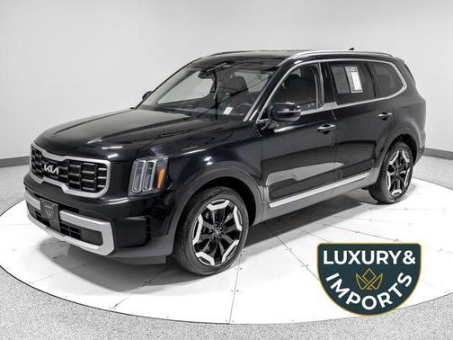 Ebony Black 2025 Kia Telluride S
