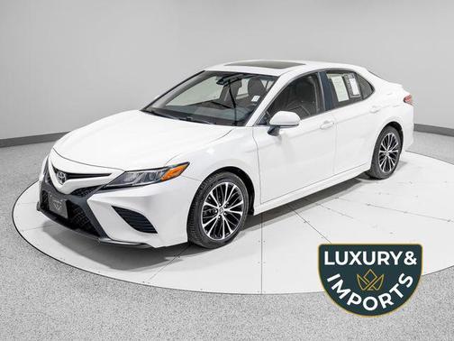 2018 Toyota Camry SE