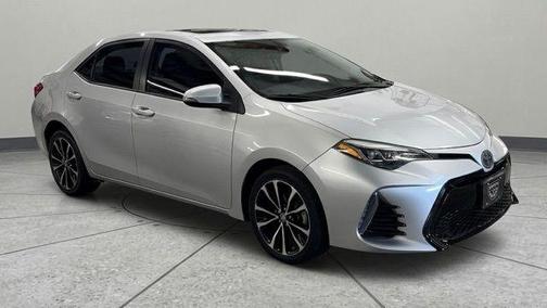 Classic Silver Metallic 2018 Toyota Corolla SE