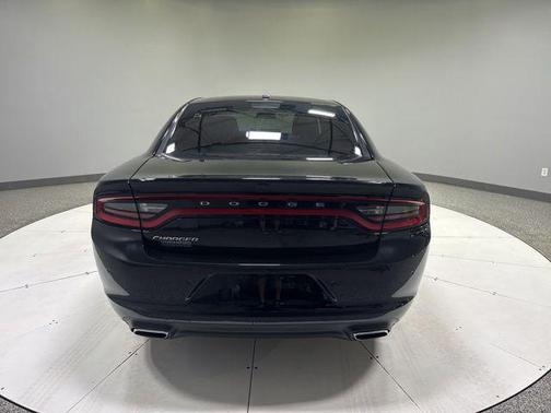 Pitch Black Clearcoat 2020 Dodge Charger SXT