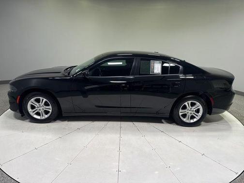 Pitch Black Clearcoat 2020 Dodge Charger SXT