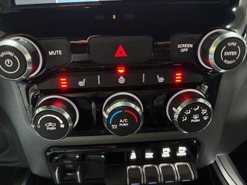 2025 RAM 2500 Big Horn Crew Cab 4x4 6'4' Box