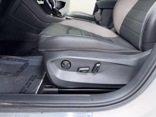 2023 Volkswagen Taos 1.5T SEL