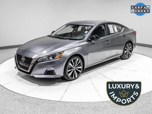 2022 Nissan Altima SR FWD