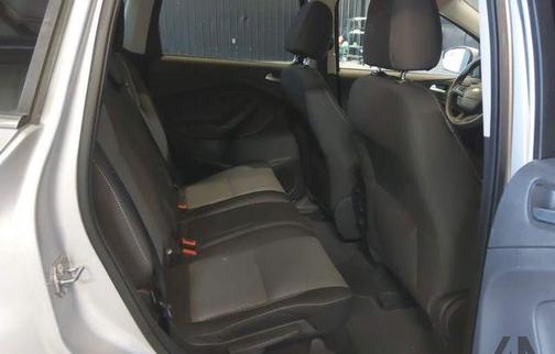 Ingot Silver 2017 Ford Escape SE