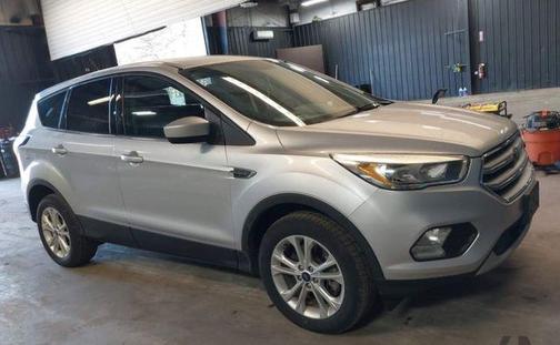 Ingot Silver 2017 Ford Escape SE