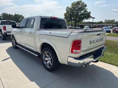2017 RAM 1500 Limited Crew Cab 4x4 5'7' Box