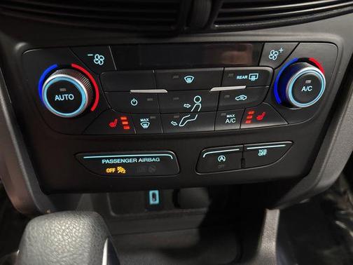White 2018 Ford Escape SE