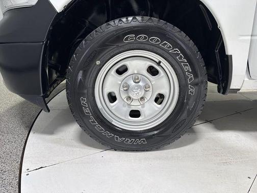 Bright White Clearcoat 2017 RAM 1500 Tradesman