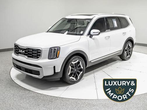 Glacial White Pearl 2024 Kia Telluride S