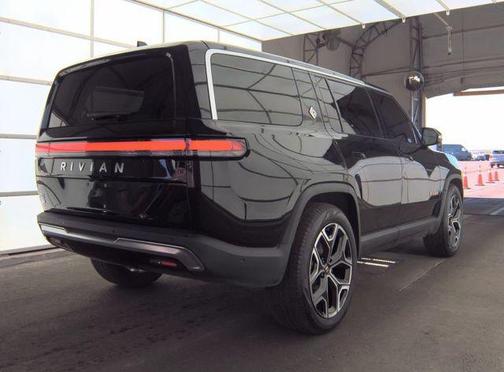 Midnight 2024 Rivian R1S Adventure Quad Motor Large Pack