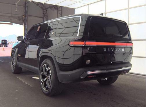 Midnight 2024 Rivian R1S Adventure Quad Motor Large Pack