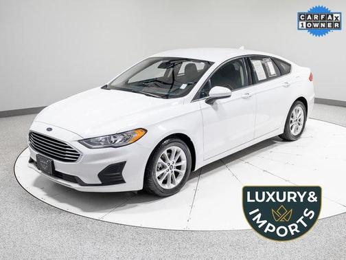 2020 Ford Fusion SE