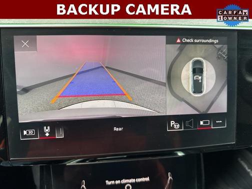 2024 Audi Q8 e-tron Prestige