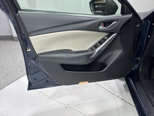 2016 Mazda Mazda6 i Touring