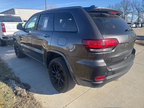 2020 Jeep Grand Cherokee Altitude
