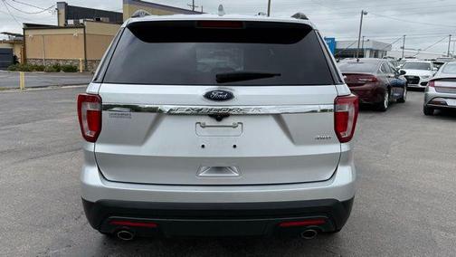 Ingot Silver Metallic 2016 Ford Explorer Base