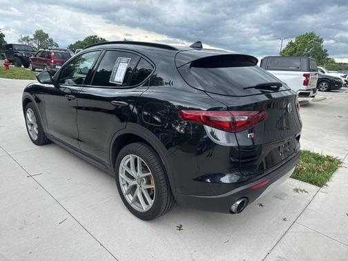 2018 Alfa Romeo Stelvio Ti Sport