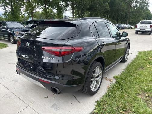 2018 Alfa Romeo Stelvio Ti Sport