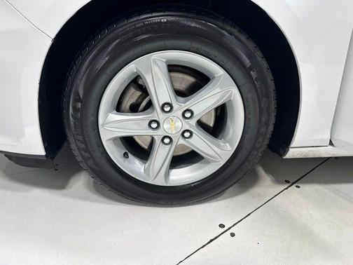 Summit White 2020 Chevrolet Malibu 1LS