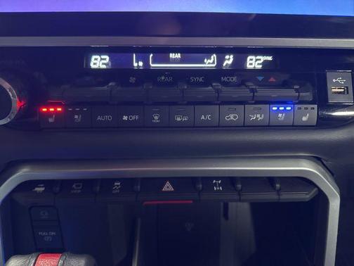 2025 Toyota Sequoia Platinum