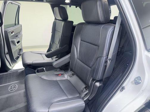 2025 Toyota Sequoia Platinum