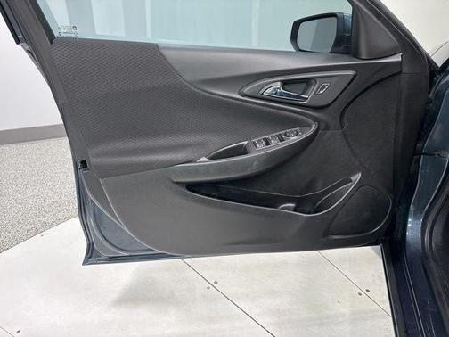 Shadow Gray Metallic 2020 Chevrolet Malibu 1LS