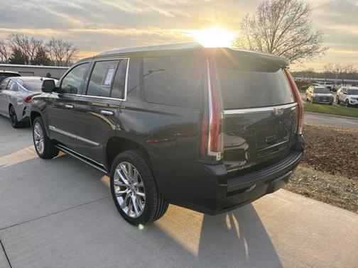 2017 Cadillac Escalade Premium Luxury