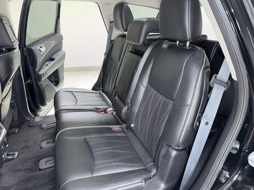 Black Obsidian 2016 INFINITI QX60 Base