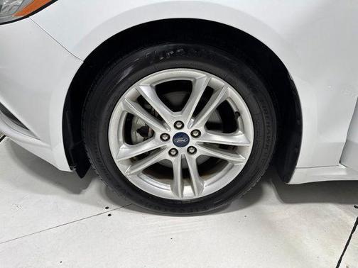 Oxford White 2018 Ford Fusion Hybrid S