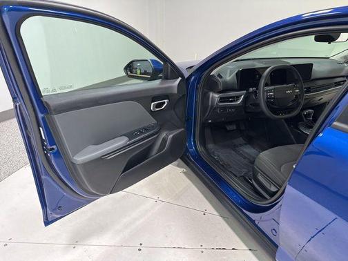 Deep Sea Blue 2025 Kia K4 LXS