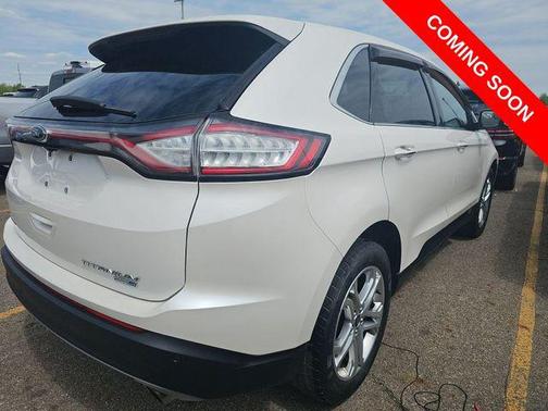 White Platinum Clearcoat Metallic 2018 Ford Edge Titanium