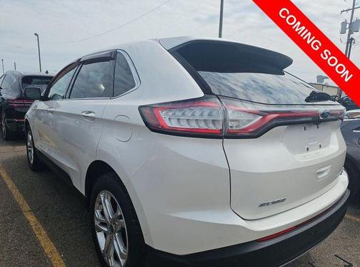 White Platinum Clearcoat Metallic 2018 Ford Edge Titanium