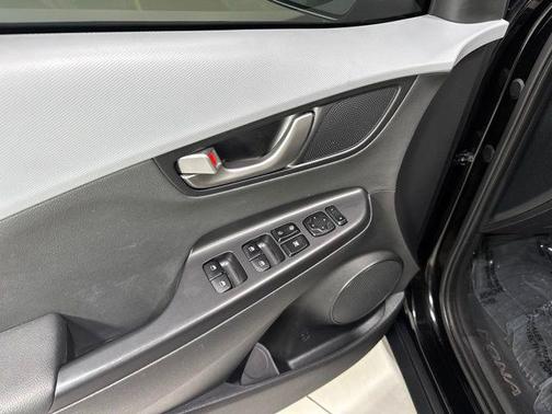 Ultra Black 2018 Hyundai KONA Limited