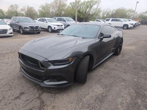 2017 Ford Mustang GT Premium