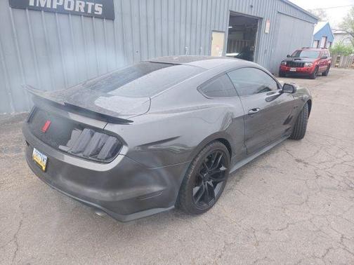 2017 Ford Mustang GT Premium