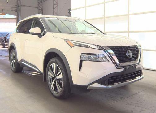 Pearl White Tricoat 2023 Nissan Rogue Platinum