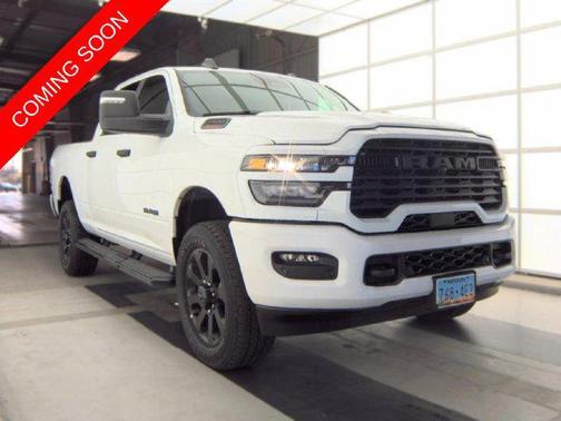 Bright White Clearcoat 2026 RAM 2500 Big Horn Crew Cab 4x4 6'4' Box