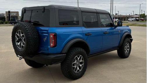 Velocity Blue Metallic 2023 Ford Bronco Badlands