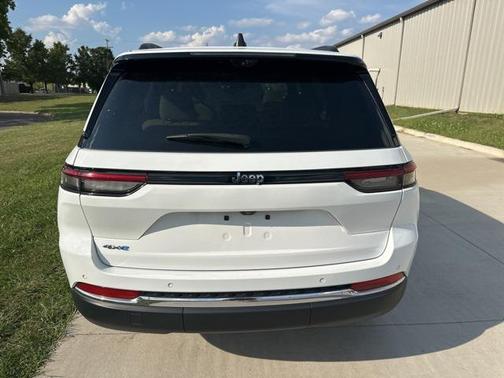 2023 Jeep Grand Cherokee 4xe Base