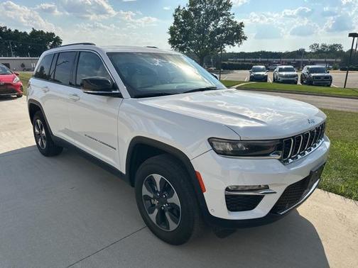 2023 Jeep Grand Cherokee 4xe Base
