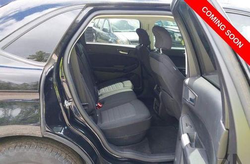 Shadow Black 2018 Ford Edge SE