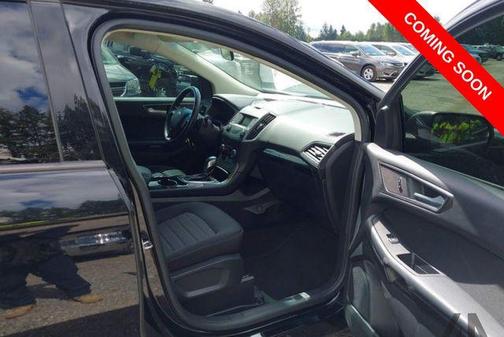Shadow Black 2018 Ford Edge SE