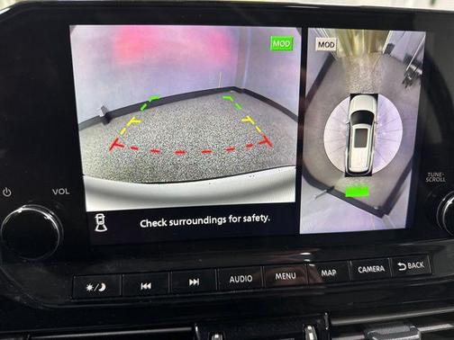 Super Black 2025 Nissan Pathfinder Platinum 4WD