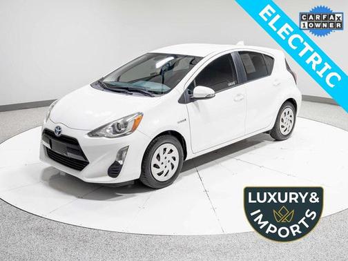 2016 Toyota Prius c One