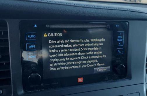 Predawn Gray Mica 2017 Toyota Sienna XLE